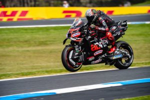 Bezzecchi Dominates Ducati Disaster Sprint at Phillip Island Despite Bird Strike